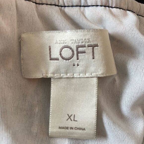 Loft pleated floral chiffon skirt w/ elastic waist lined ❤️ - Picture 5 of 7